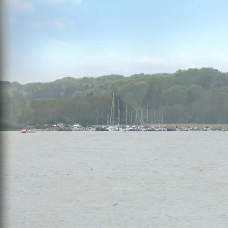 Florinda - 10m From The Sea By Interhome