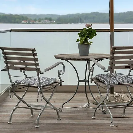 Holiday home Florinda - 10m From The Sea By Interhome